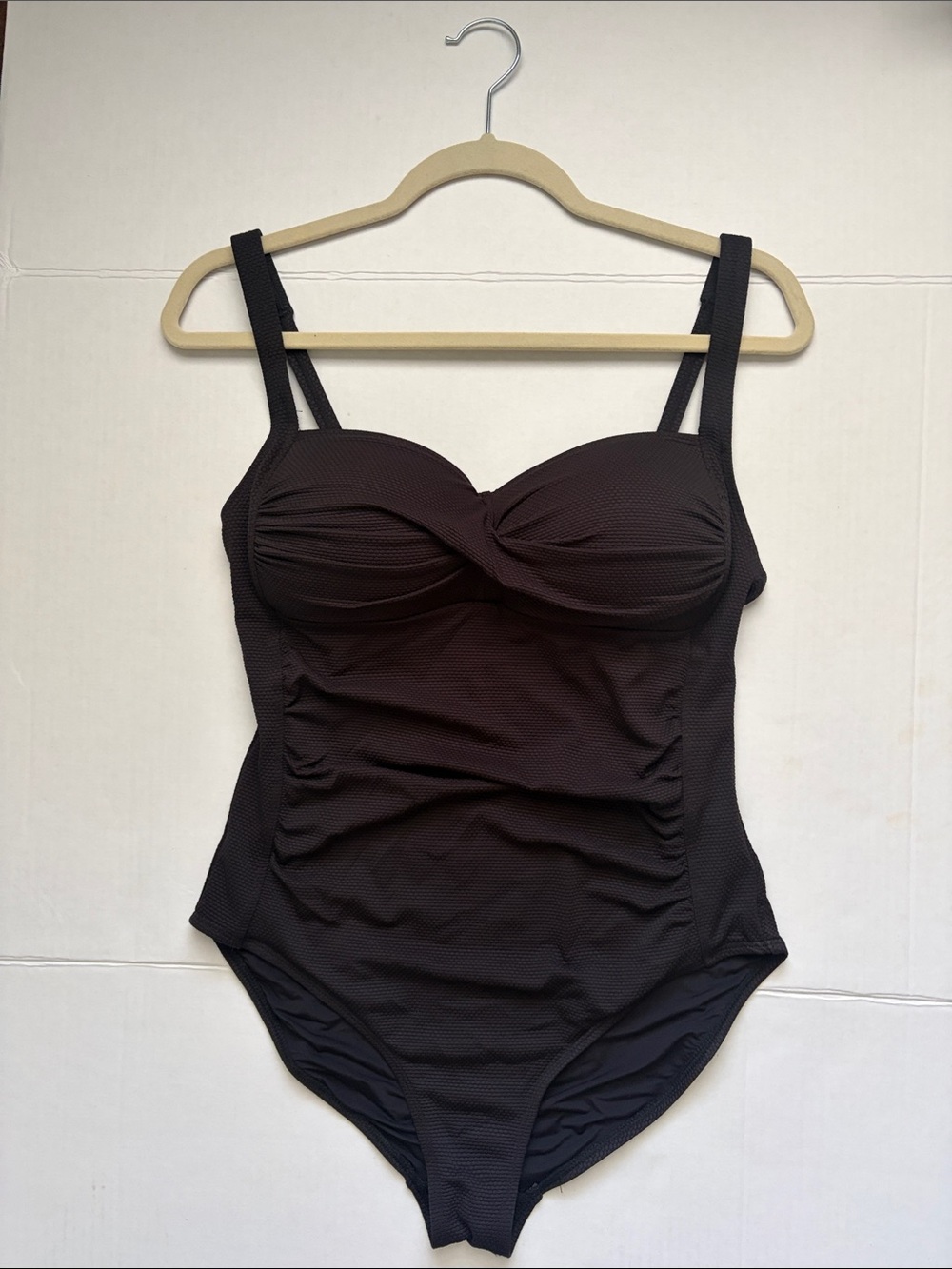 Nip/Tuck Black Bustier One-Piece Swimsuit size 10 - Picture 2 of 7